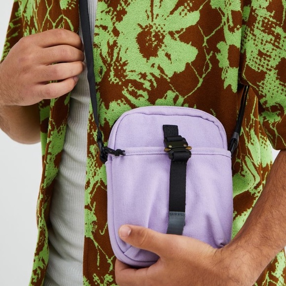 Urban Outfitters Washed Canvas Pouch NWT - Lavender - Picture 2 of 8